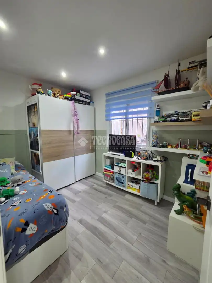 Bedroom of Detached homes for sale in Málaga  with Air Conditioner