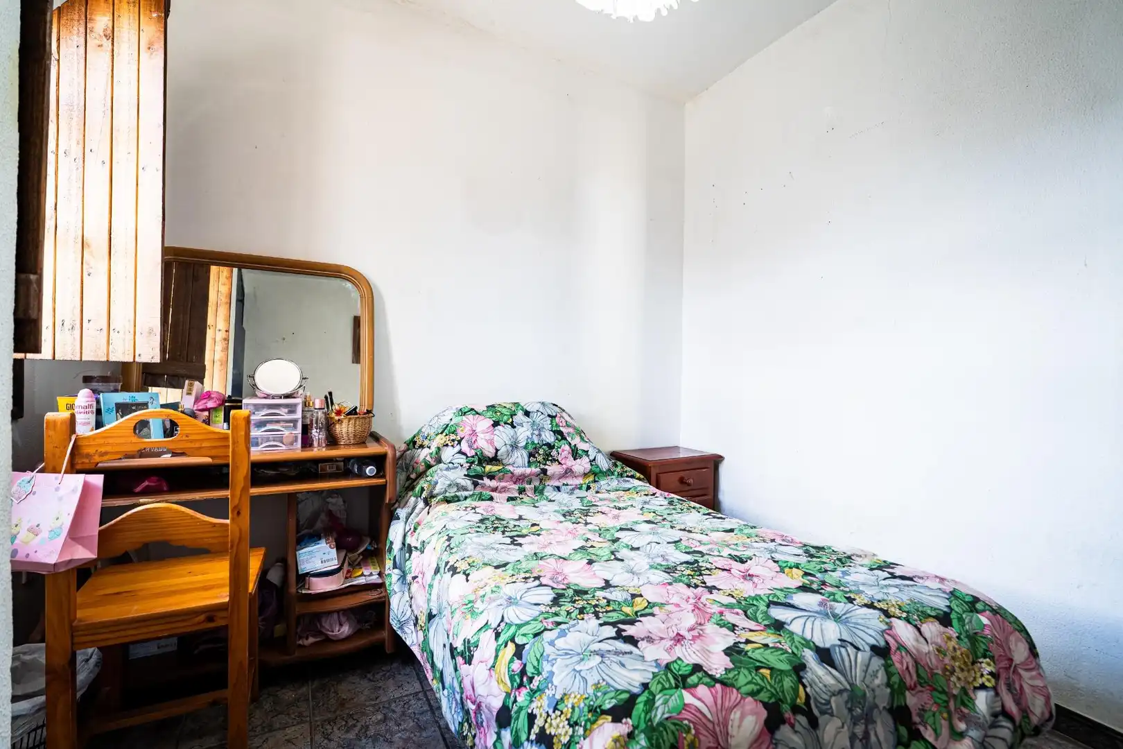 Dormitori de Casa o xalet en venda en Tomares amb Jardí privat, Terrassa i Traster