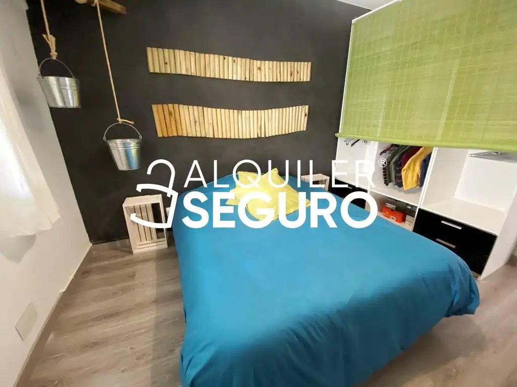 Bedroom of Flat for rent in Madrid  with Air Conditioner, Heating and Terrace