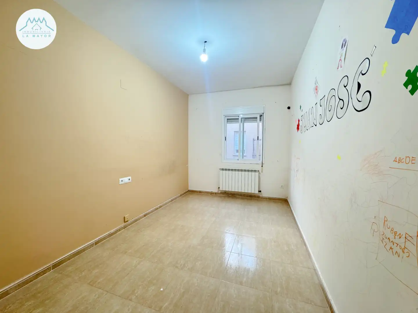 Casa adosada en venta en Pozuelo de Calatrava con Calefacción, Terraza y Trastero