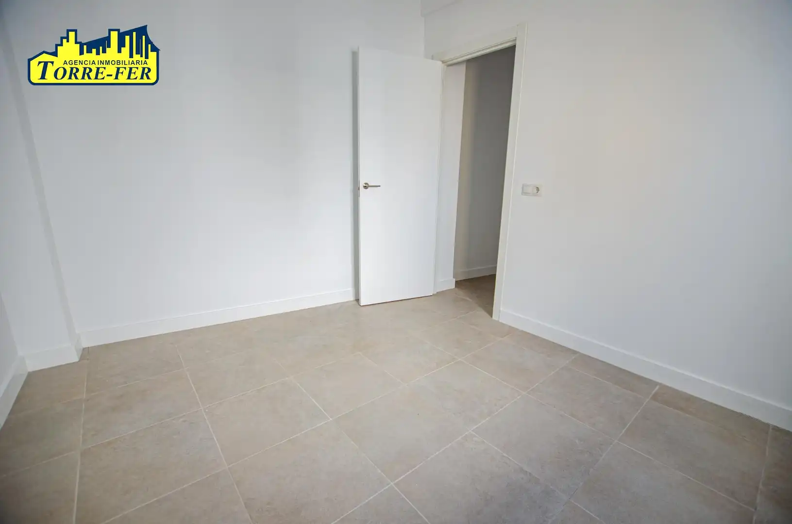 Flat for sale in Almería  with Air Conditioner and Terrace