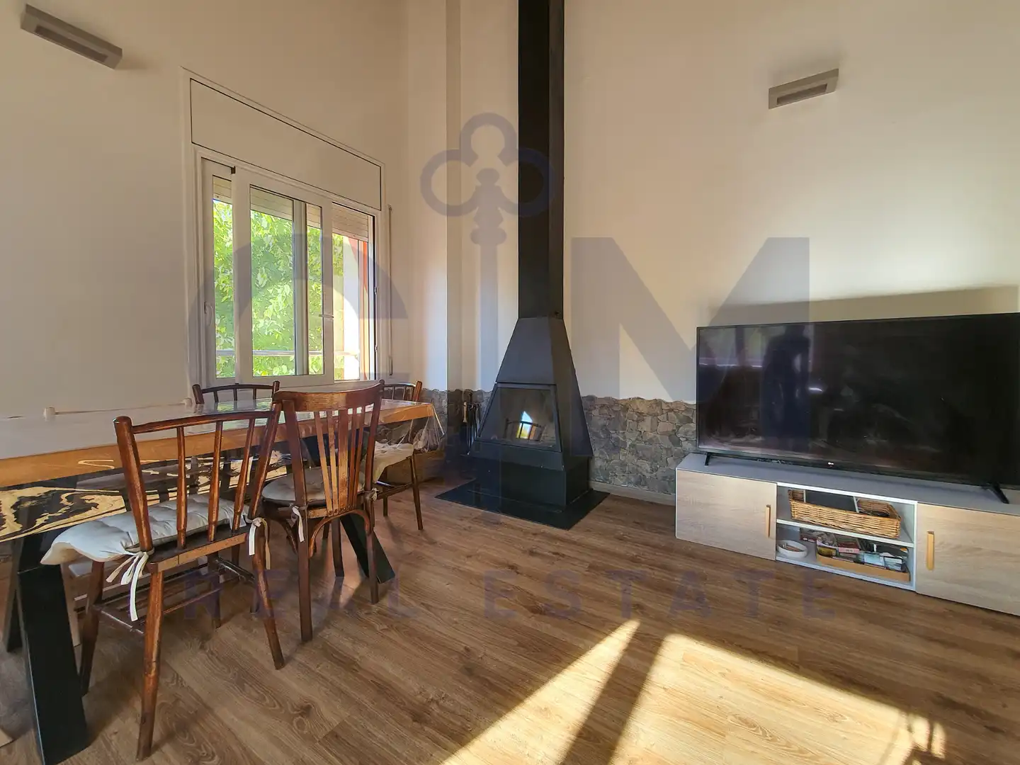 Sala de estar de Dúplex en venta en Vallgorguina, Barcelona