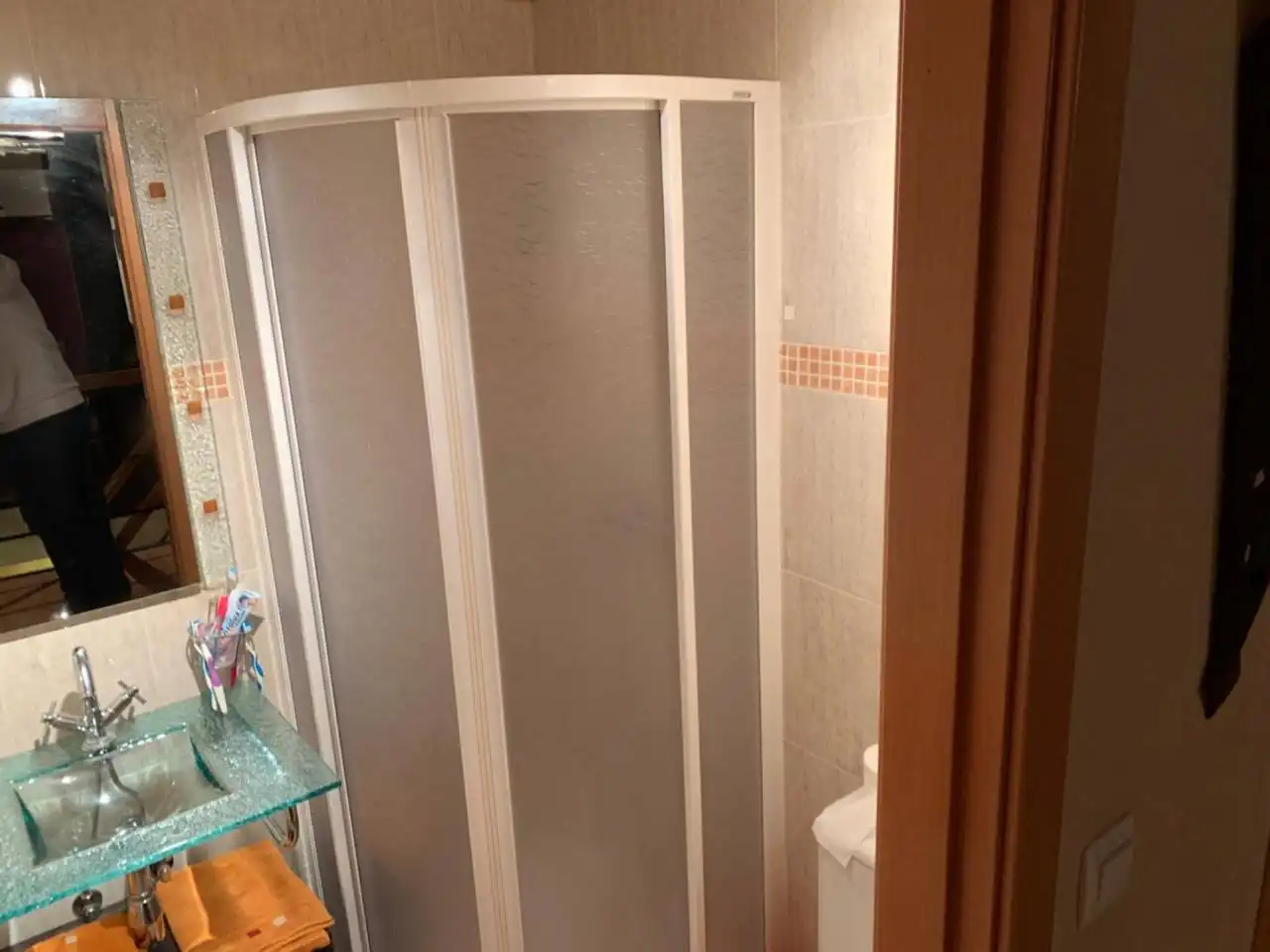 Baño de Dúplex en venta en Puebla de Lillo con Calefacción, Parquet y Trastero