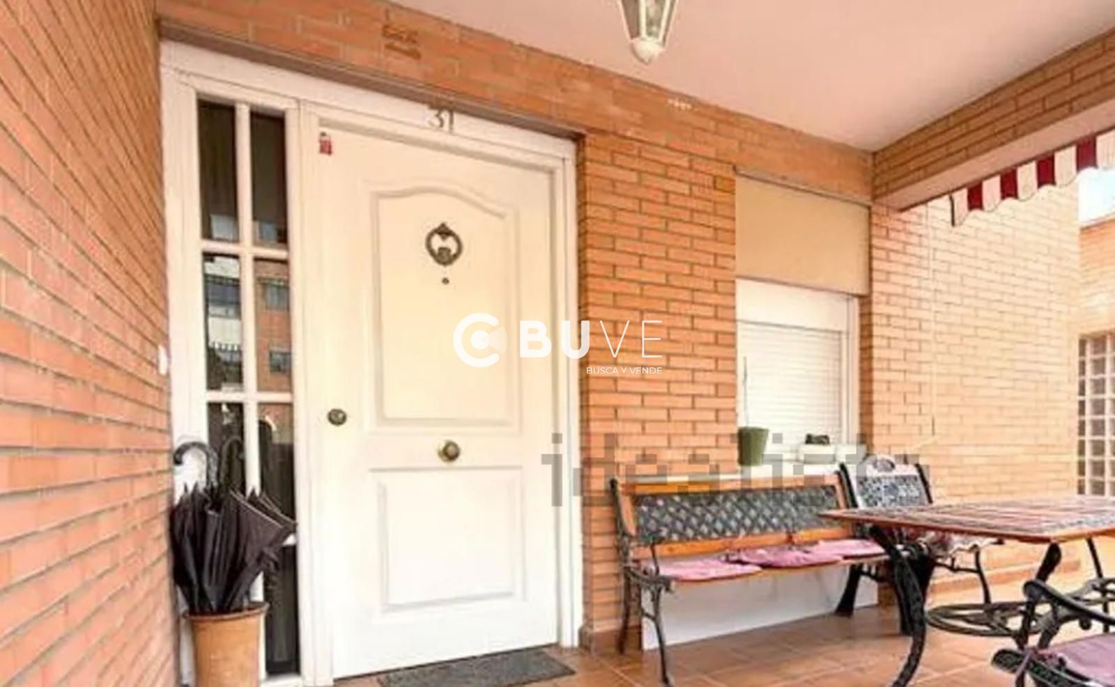 Vista exterior de Casa adosada en venta en Valladolid Capital con Terraza