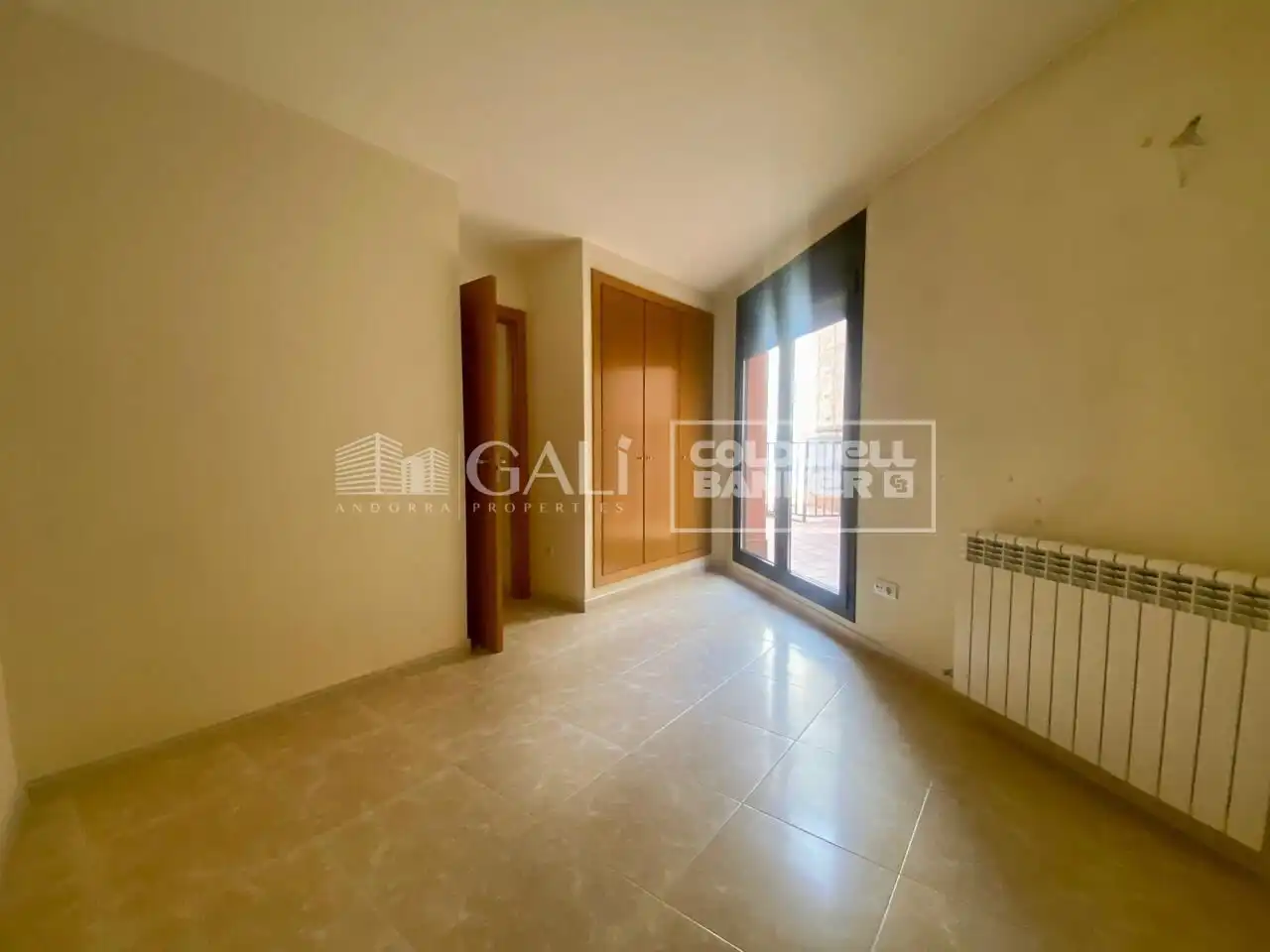 Ground floor with lift to rent in Calle Carrer del Solà, imagen 11