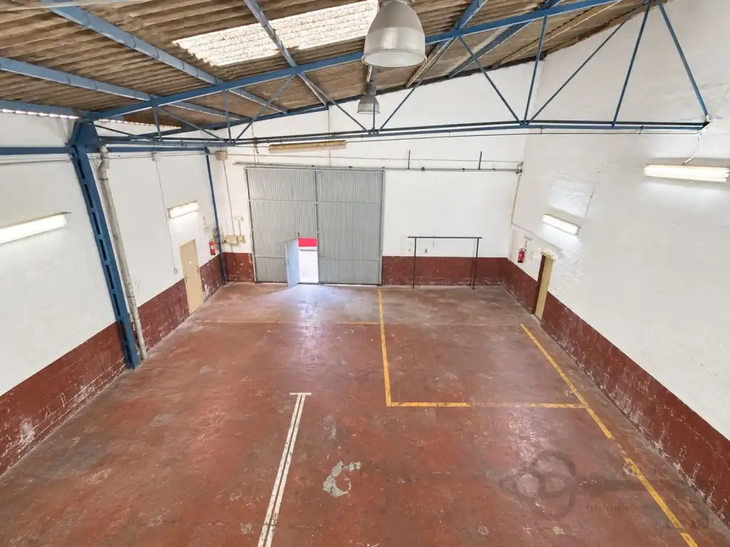 Industrial building for sale in Calle Huerto, imagen 2