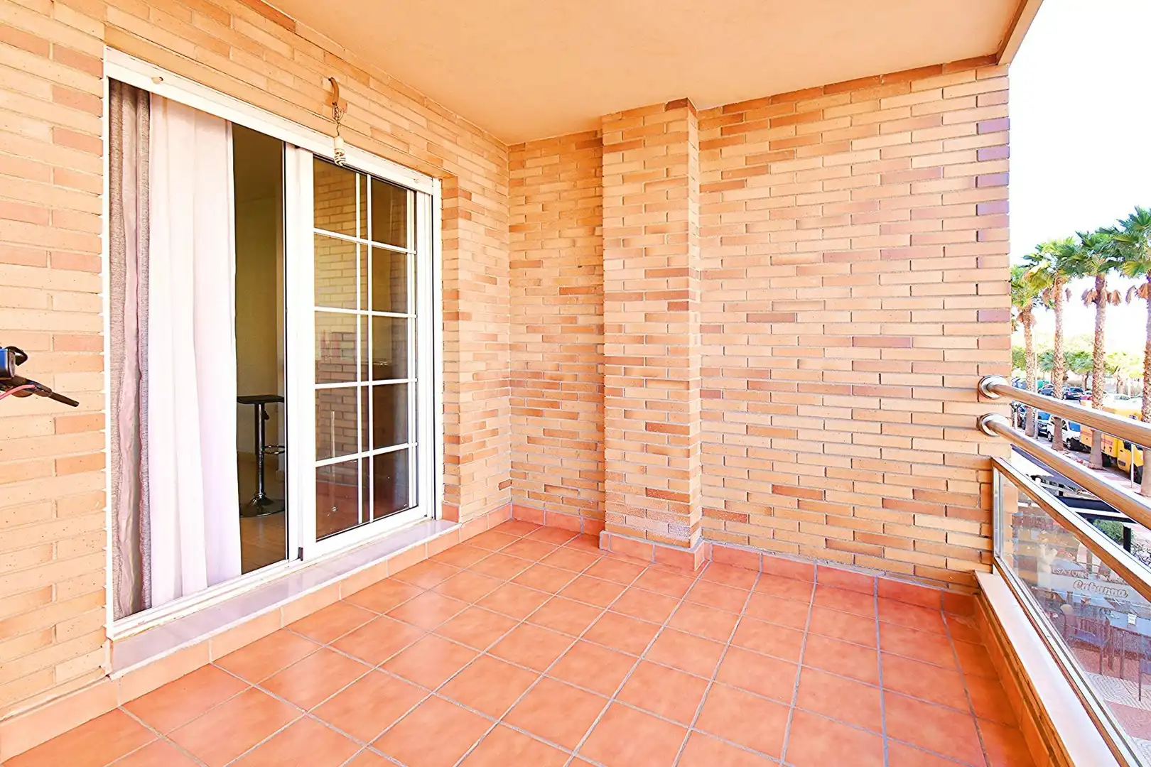 Piso en venta en Roquetas de Mar con Terraza y Amueblado