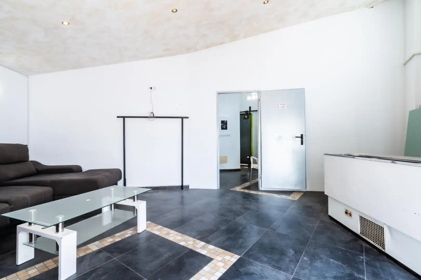 Büro zum Verkauf in Arona