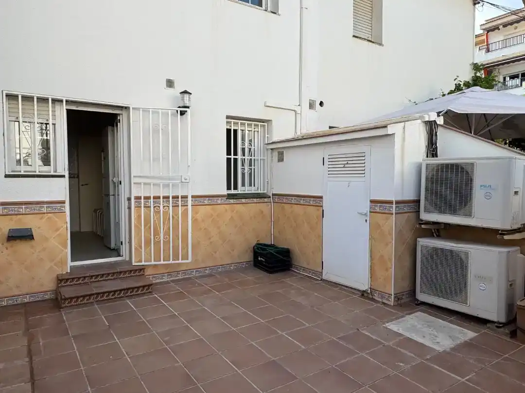 Terrassa de Casa adosada de lloguer en Cunit amb Aire condicionat, Parquet i Traster