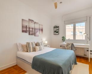 Bedroom of Apartment to share in  Barcelona Capital  with Air Conditioner