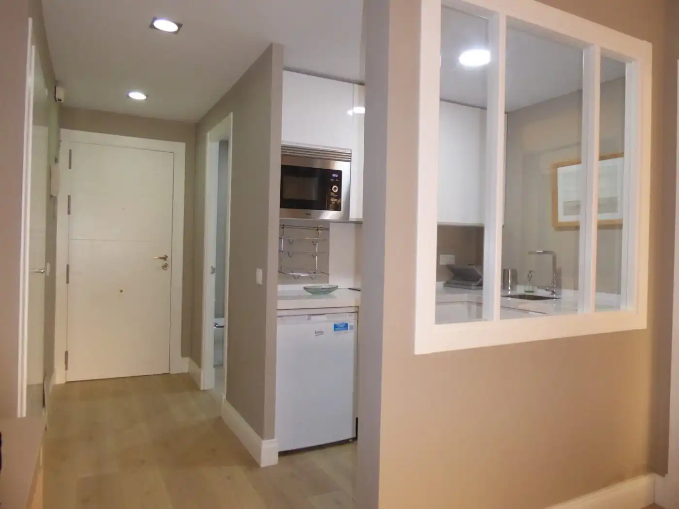 Kitchen of Apartments for rent in Jerez de la Frontera  with Air Conditioner and Parquet flooring