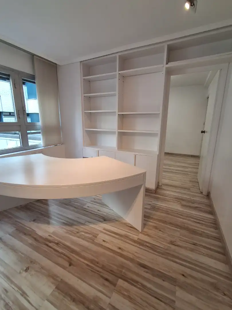 Büro zur Miete in Barcelona mit Klimaanlage und Heizung