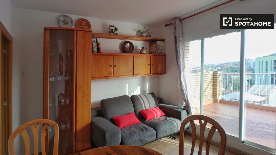 Living room of Flat to rent in  Barcelona Capital  with Air Conditioner, Heating and Furnished
