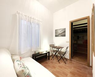 Bedroom of Flat to rent in  Madrid Capital