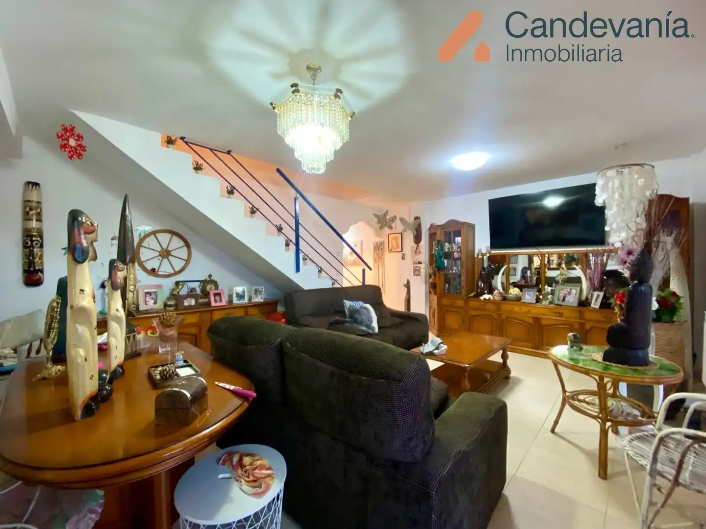 Sala de estar de Casa adosada en venta en Las Pedrosas con Aire acondicionado, Calefacción y Jardín privado