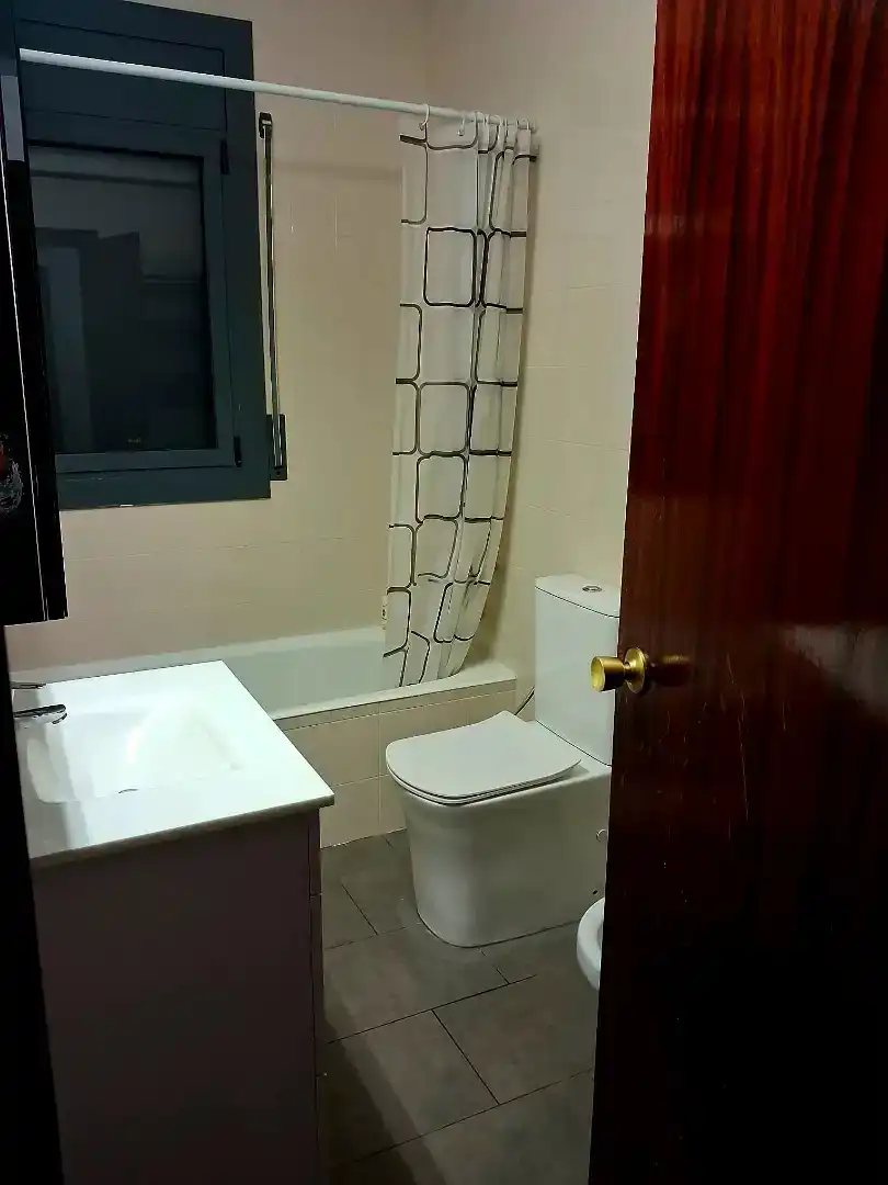 Baño de Casa o chalet en venta en Llinars del Vallès con Jardín privado, Trastero y Amueblado