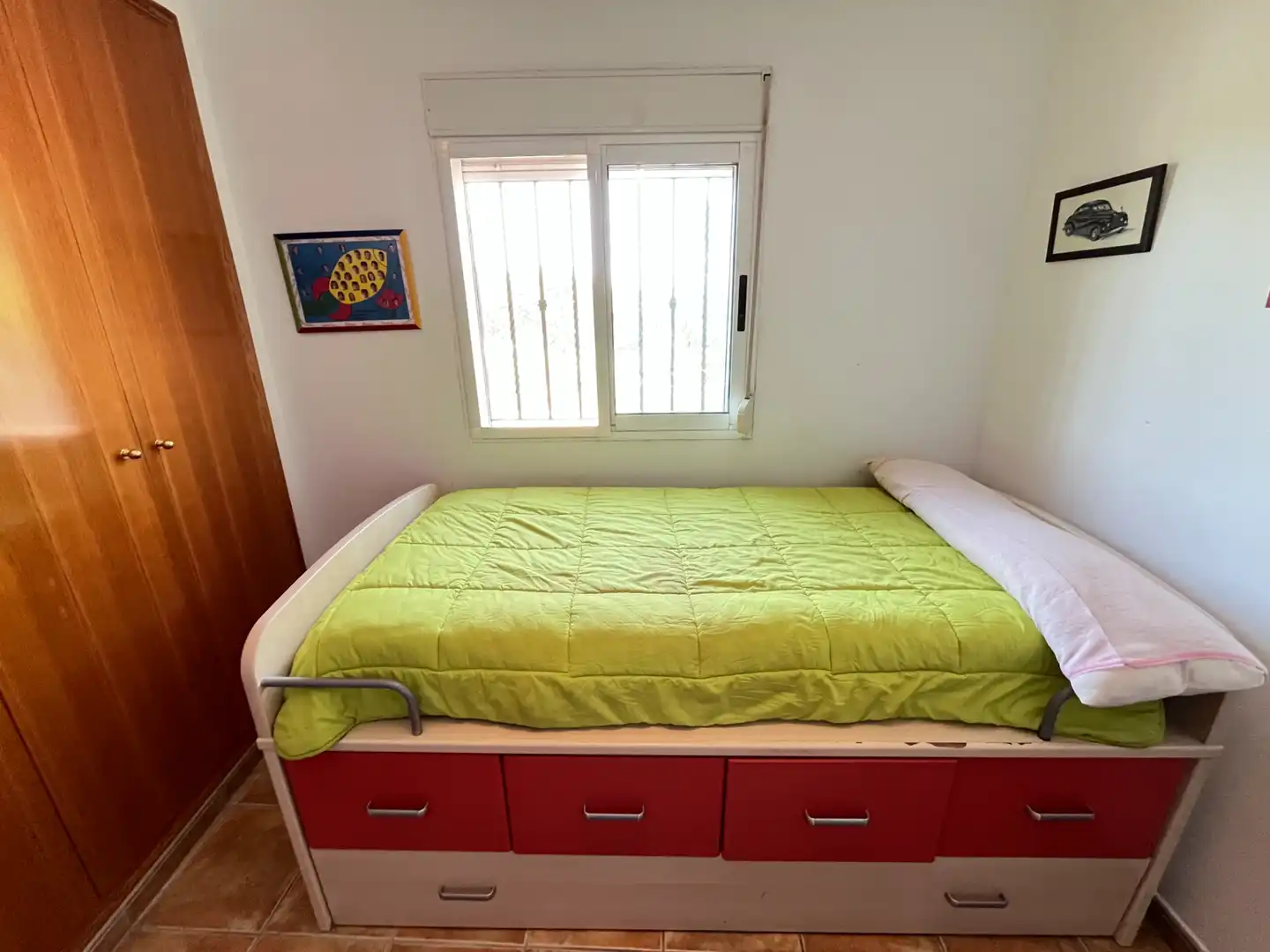Dormitori de Casa o xalet en venda en Sagunto / Sagunt amb Aire condicionat, Calefacció i Jardí privat
