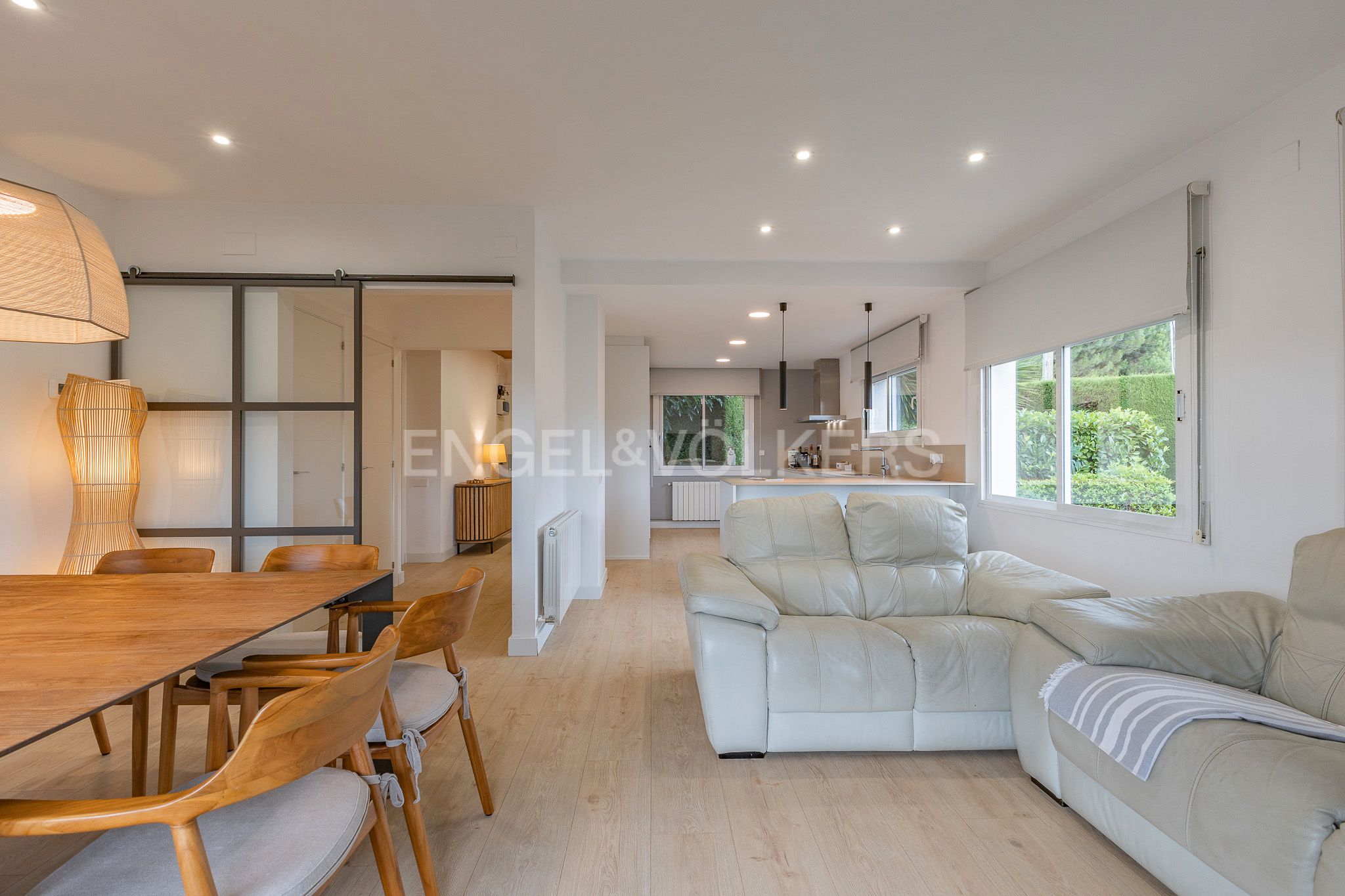 Sala d'estar de Casa o xalet en venda en Cànoves I Samalús amb Aire condicionat, Calefacció i Jardí privat