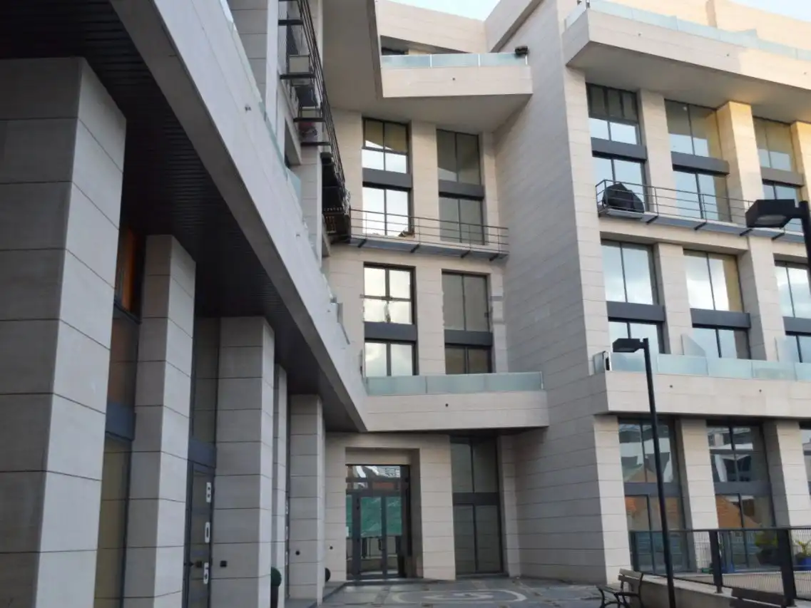 Vista exterior de Oficina de alquiler en Madrid con Aire acondicionado, Calefacción y Amueblado
