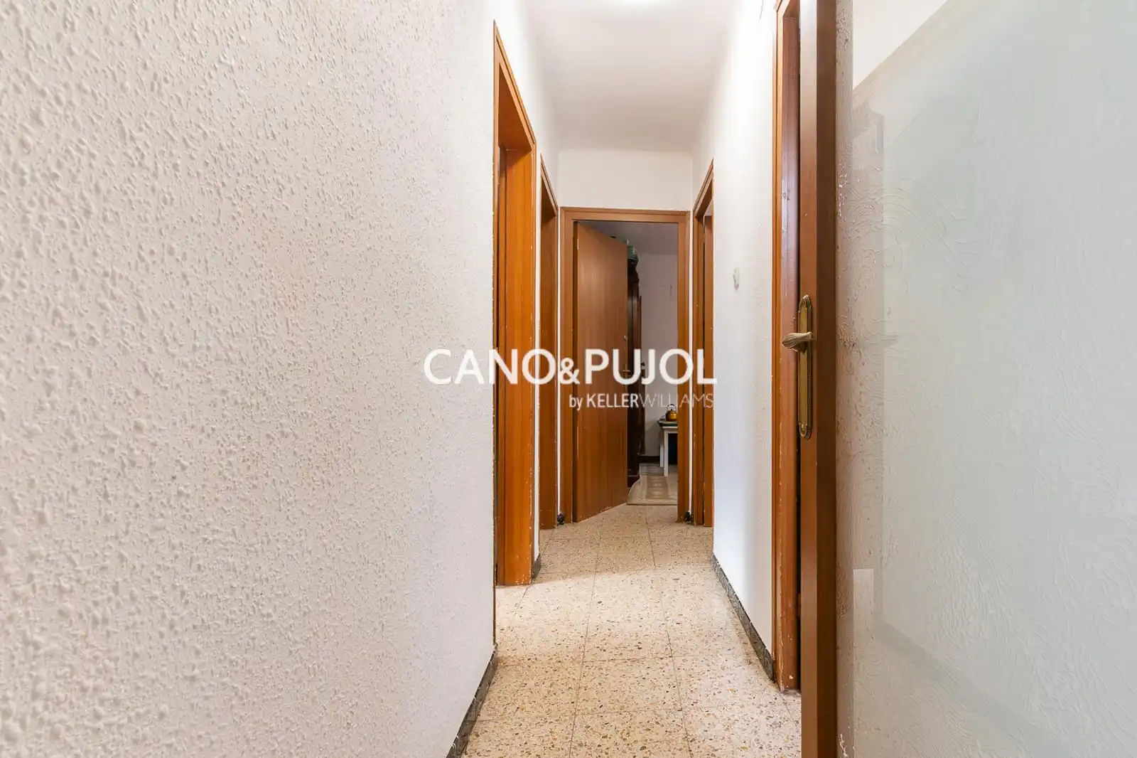 Piso en venta en Olesa de Montserrat con Terraza