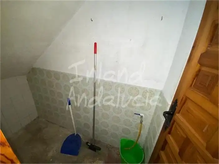 Commercial properties for sale in Alcalá la Real  with Air Conditioner