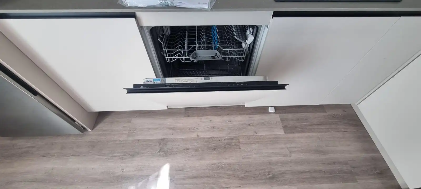 Kitchen of Study for rent in Madrid  with Air Conditioner, Heating and Oven