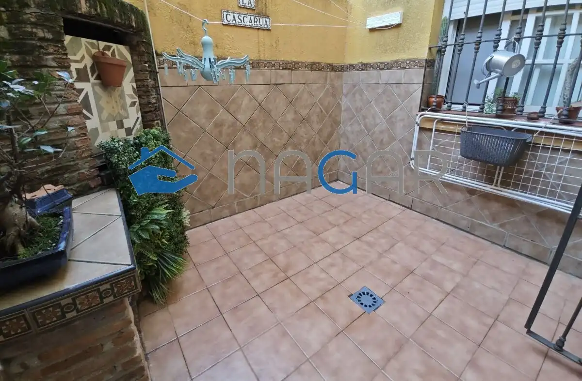 Casa adosada en venta en La Línea de la Concepción