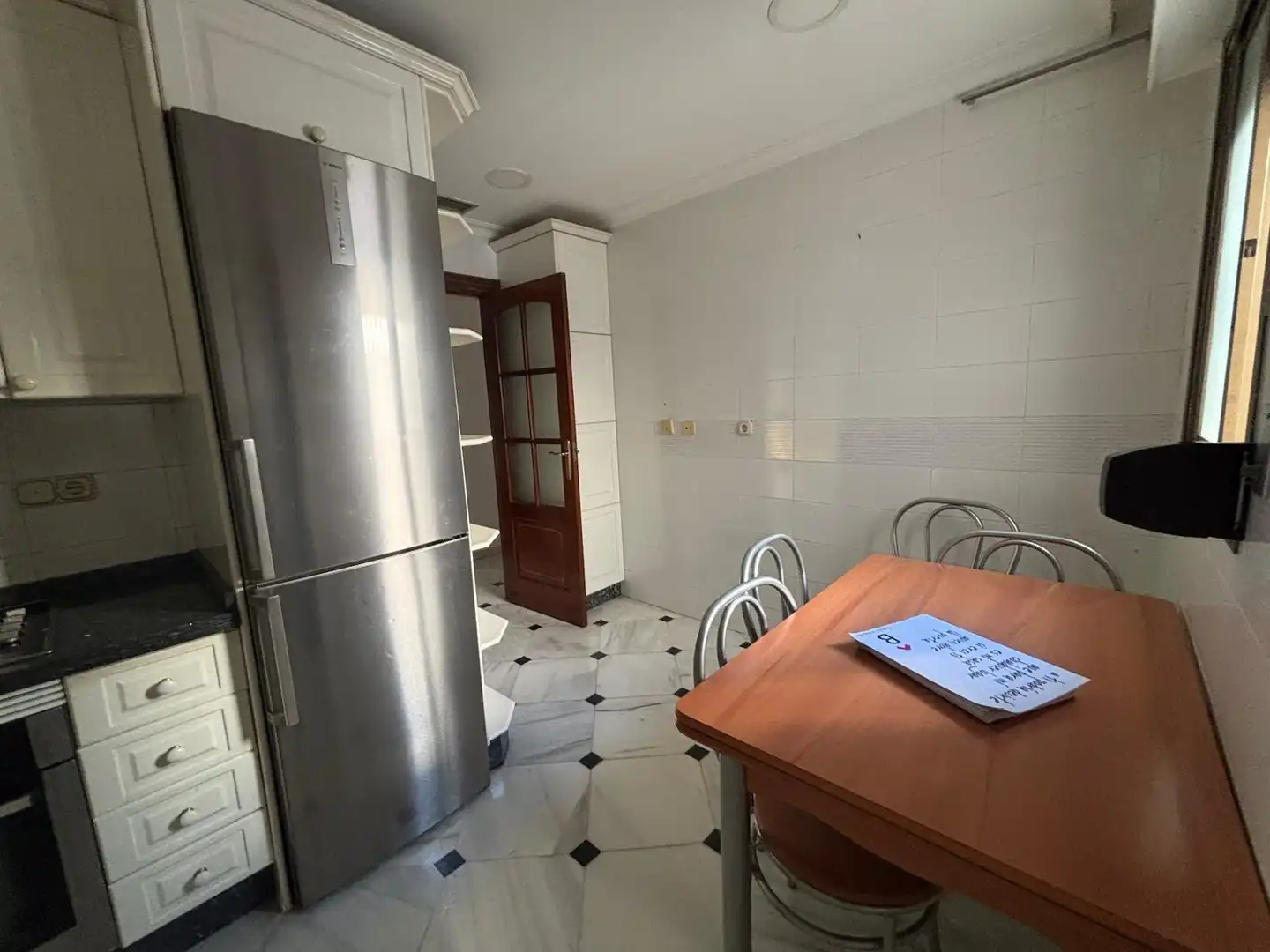 Cocina de Piso de alquiler en Córdoba con Aire acondicionado