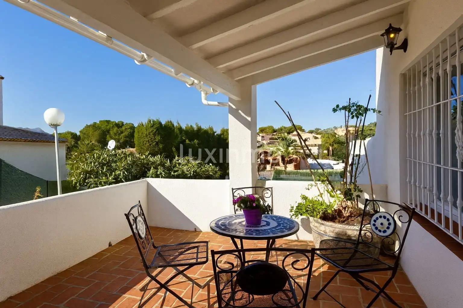 Detached house with pool for sale in Carrió - La Merced - Los Pinos, imagen 3
