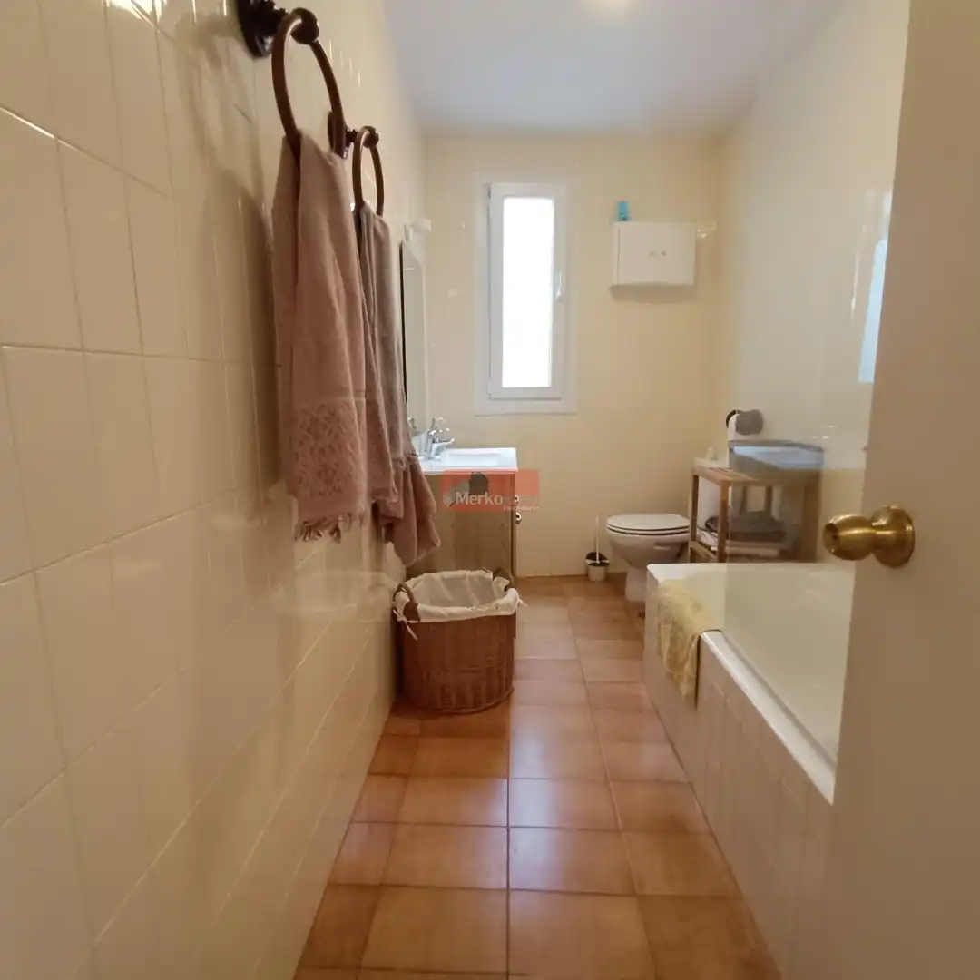 Flat for rent in Foz