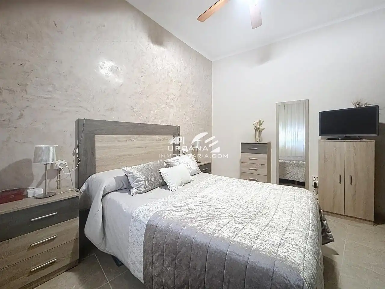 Bedroom of Flat for sale in Lucena  with Air Conditioner