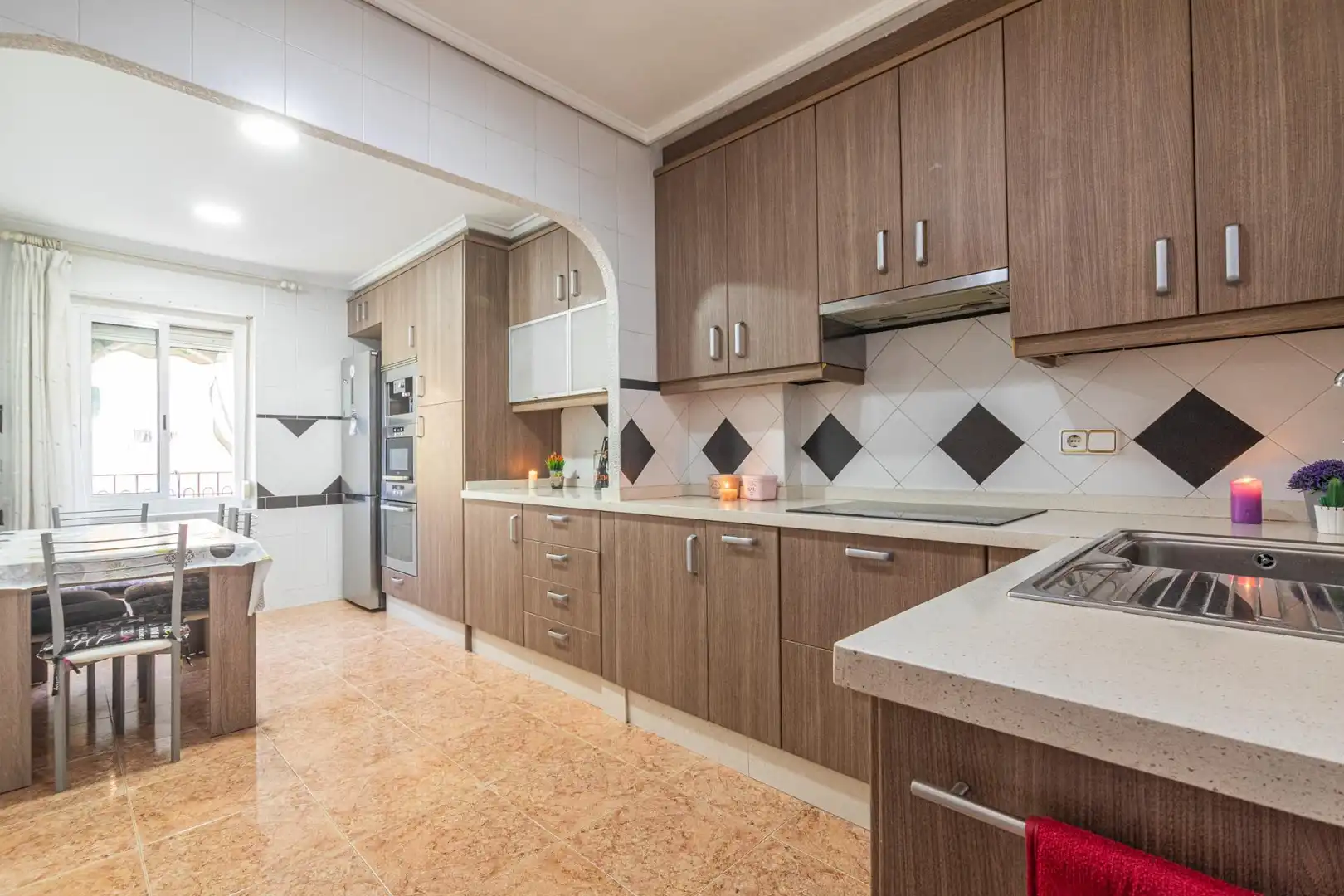 Kitchen of Flat for sale in Elche / Elx  with Air Conditioner, Storage room and Balcony