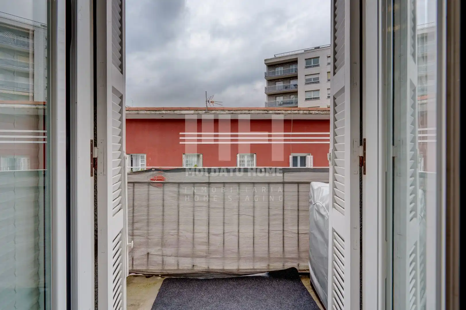 Terrassa de Pis en venda en Donostia - San Sebastián  amb Calefacció, Terrassa i Traster