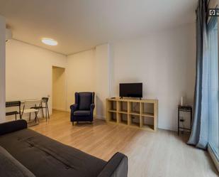 Sala d'estar de Apartament per a compartir en  Barcelona Capital amb Aire condicionat, Calefacció i Terrassa