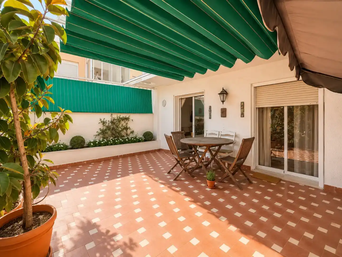 Terraza de Piso en venta en Ponent