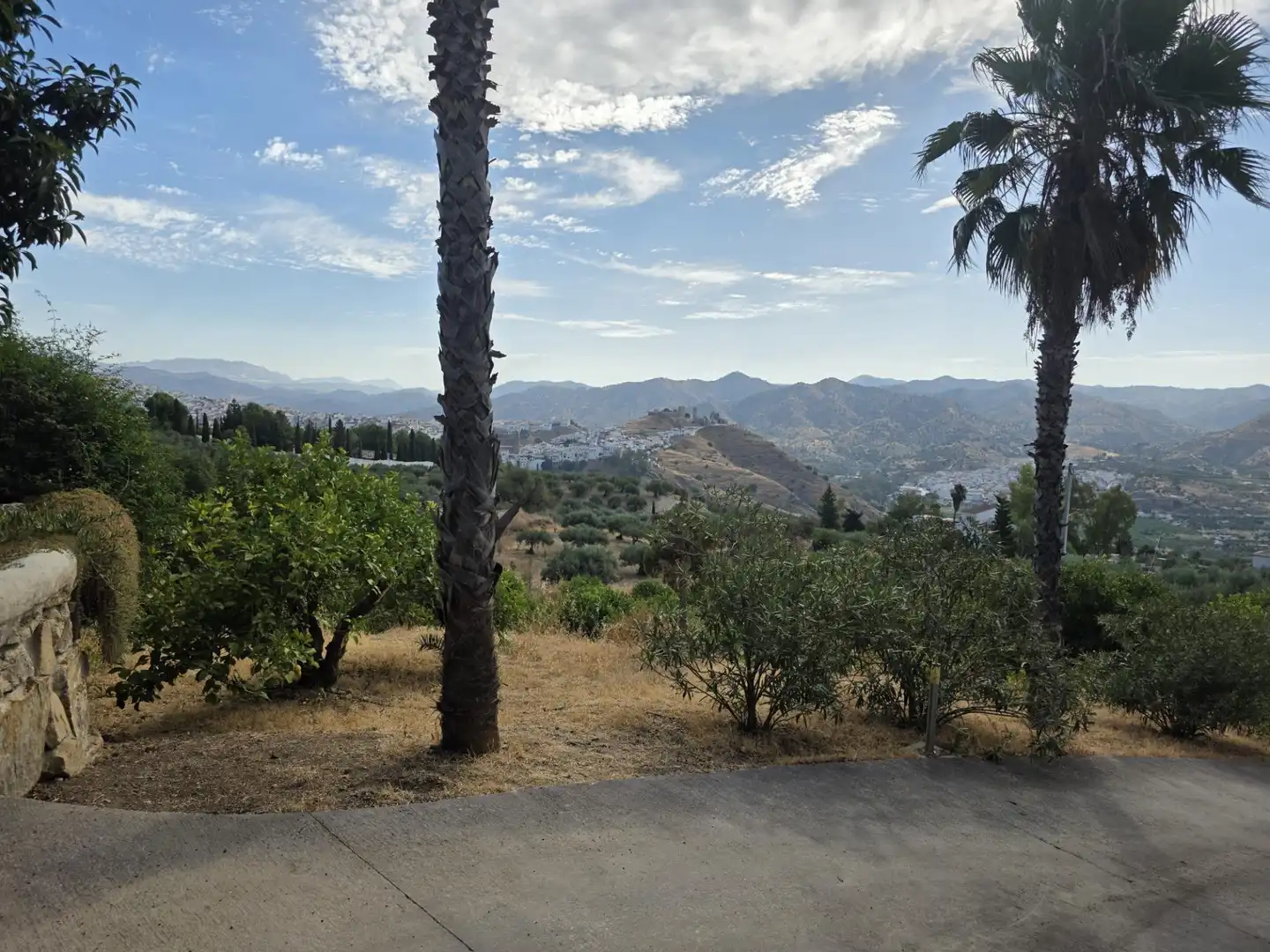 Vista exterior de Finca rústica en venda en Álora amb Aire condicionat, Calefacció i Terrassa