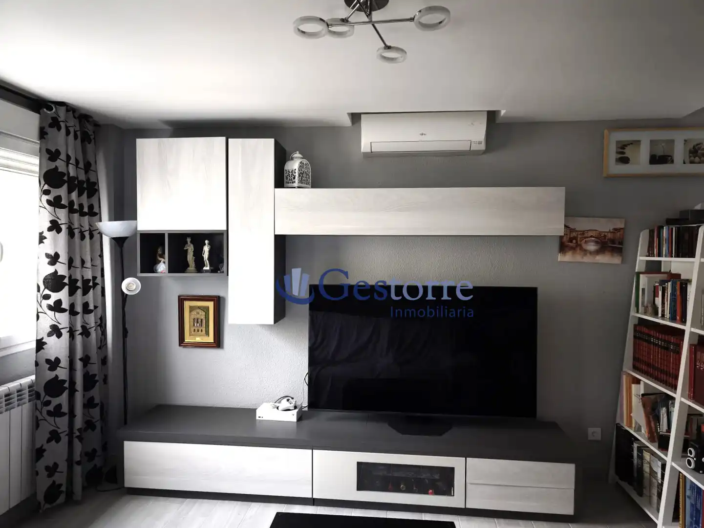 Sala de estar de Piso en venta en Rivas-Vaciamadrid con Calefacción y Terraza