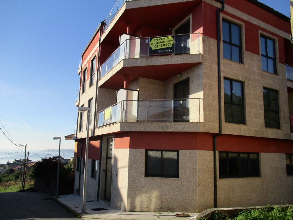 Exterior view of Garage for sale in Boiro