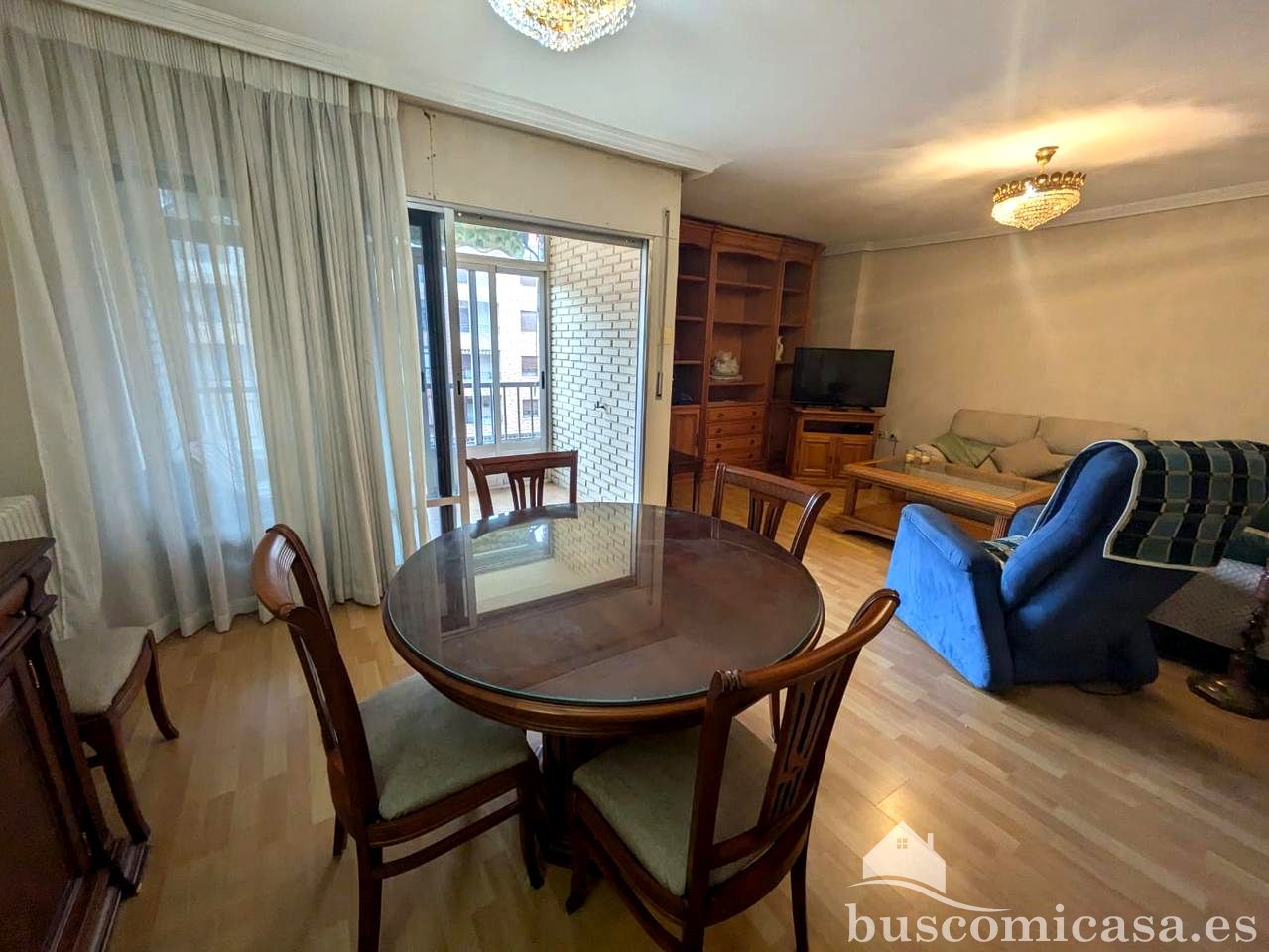 Dining room of Flat to share in Linares  with Air Conditioner and Furnished