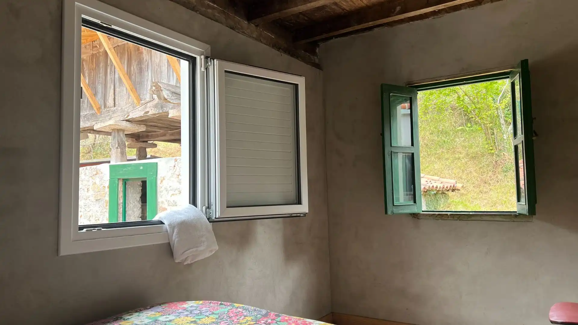Dormitori de Casa o xalet en venda en Cangas de Onís amb Jardí privat i Traster