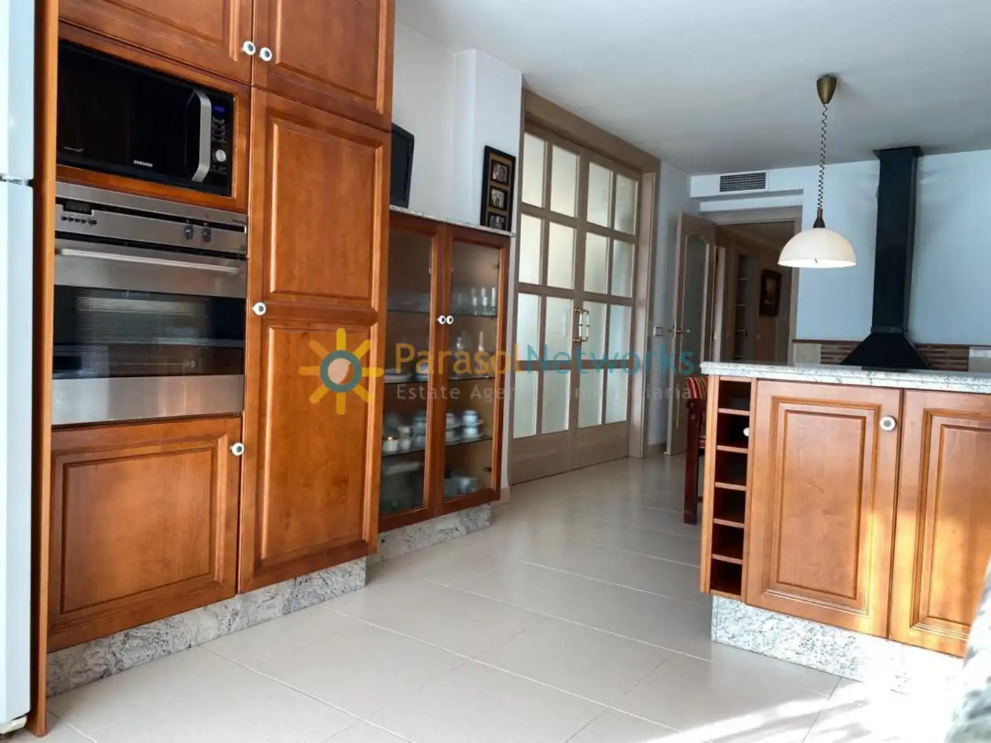 Cocina de Piso de alquiler en Gandia con Horno y Balcón