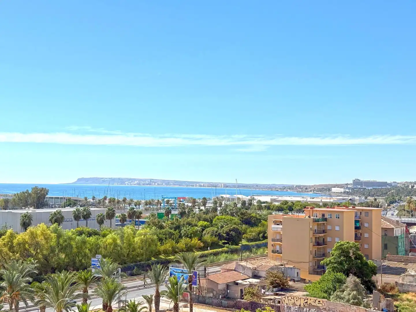 Flat with pool for sale in Benalúa - Babel