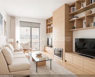 Sala d'estar de Apartament en venda en  Barcelona Capital amb Aire condicionat, Calefacció i Balcó