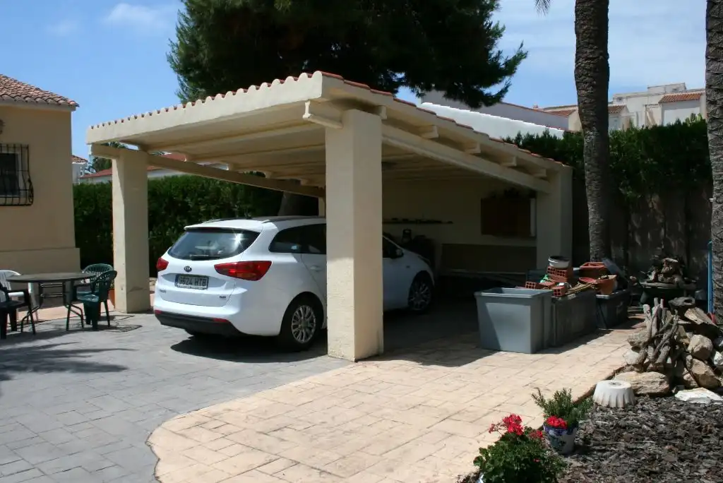 Parking of Houses for sale in El Campello  with Air Conditioner