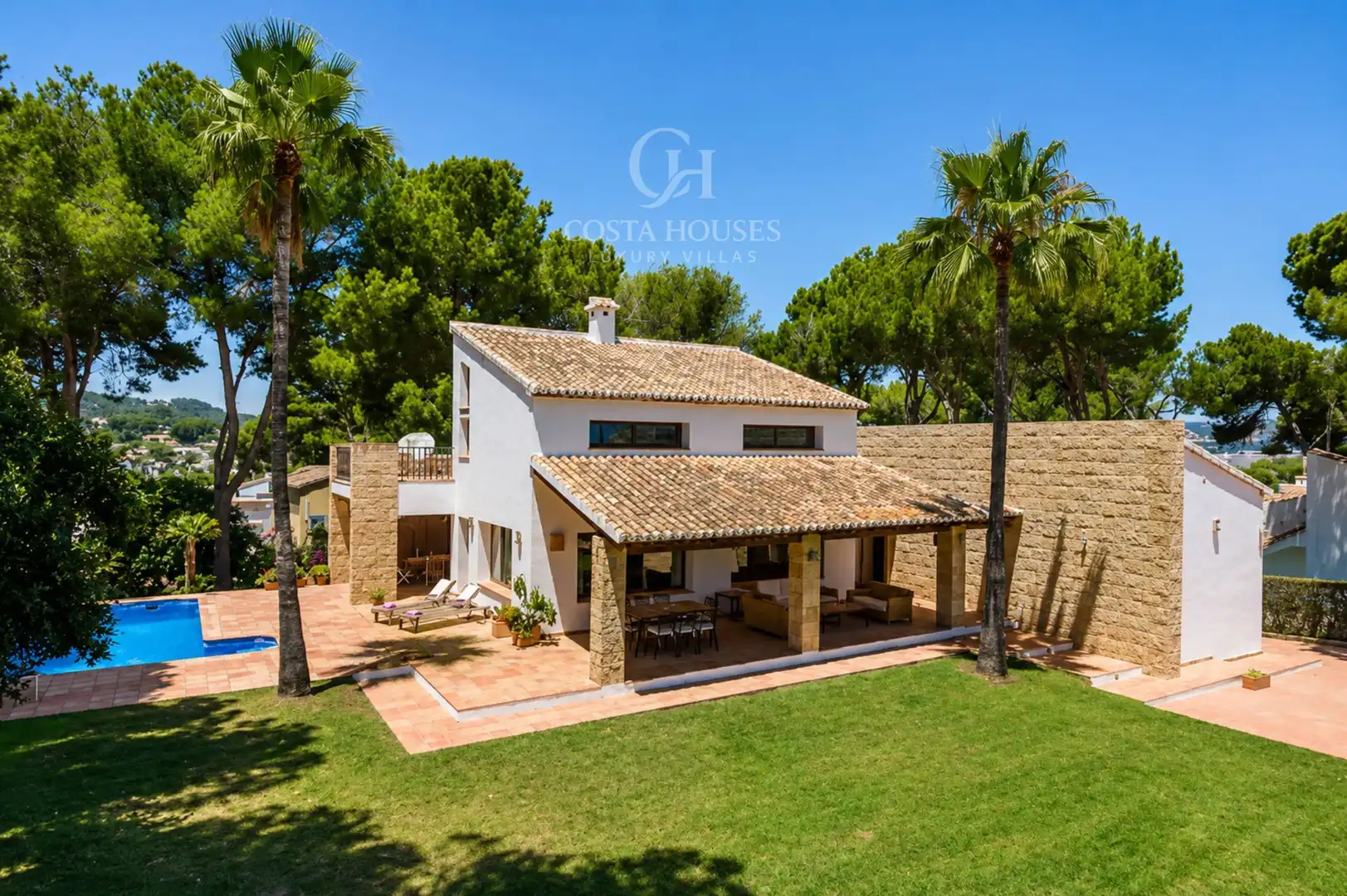 Vista exterior de Casa o xalet en venda en Jávea / Xàbia amb Calefacció, Jardí privat i Terrassa