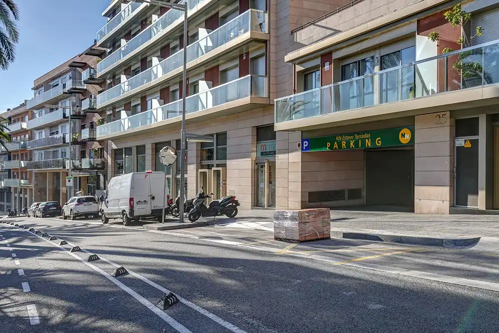 Moto in affitto a CALLE ESTEVE TERRADAS 17, imagen 7