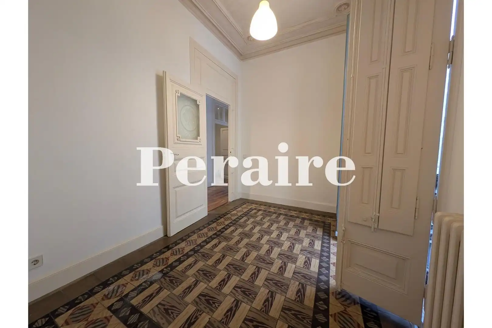 Wohnung zur Miete in Barcelona mit Heizung und Balkon