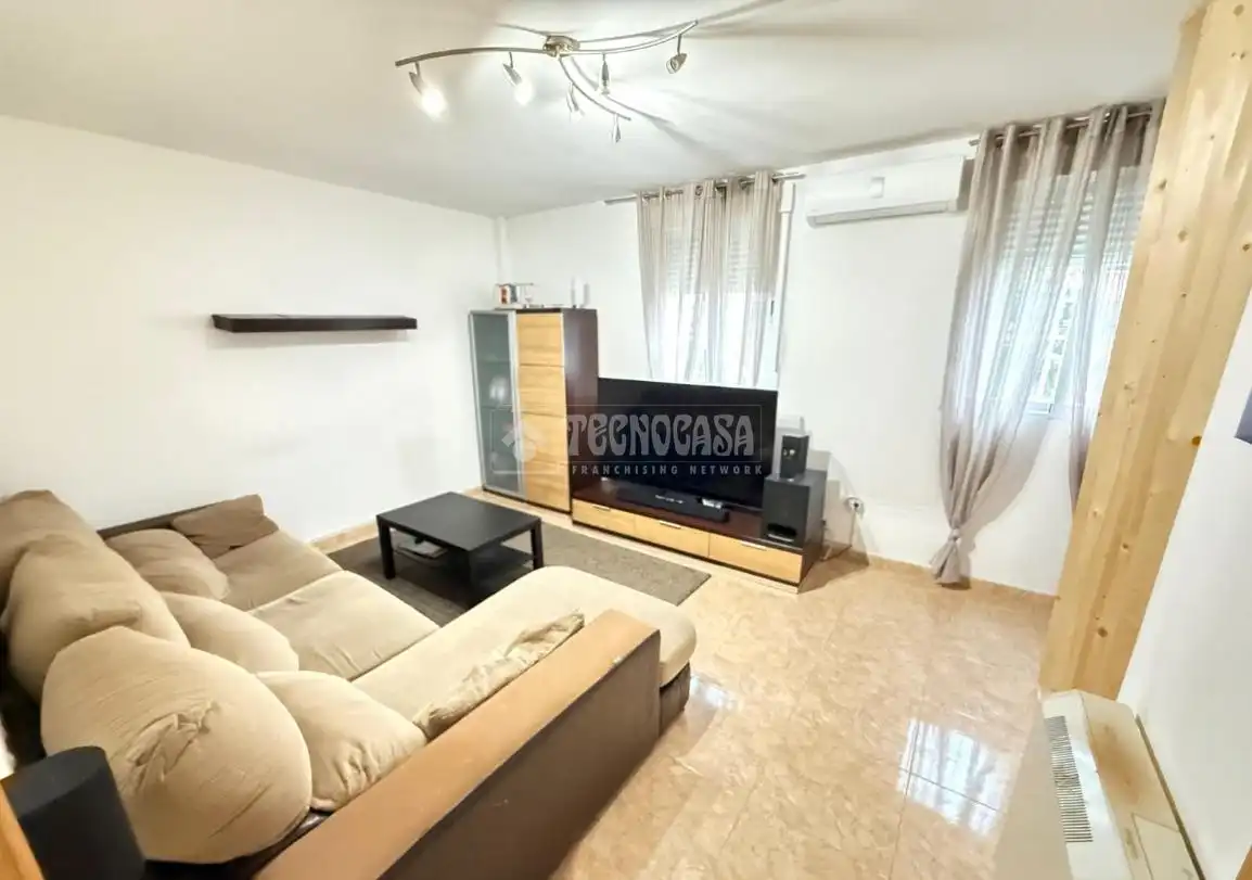Wohnzimmer von Wohnung zum Verkauf in Coslada mit Klimaanlage und Heizung