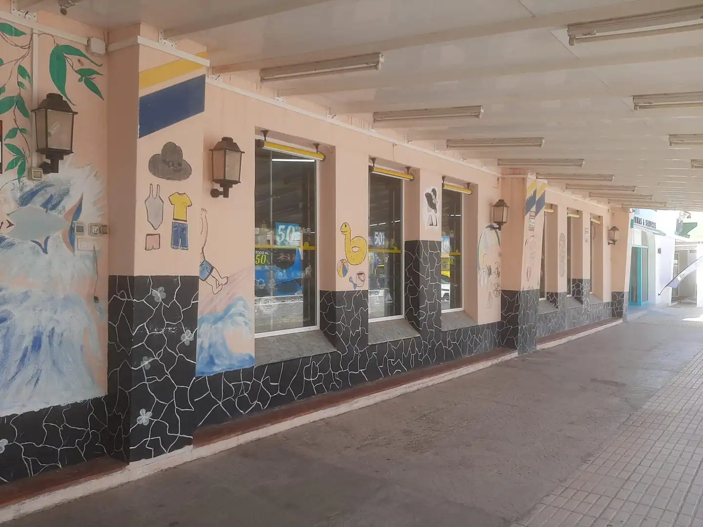 Local comercial en venta en OPALO UNO-MANGA, imagen 2