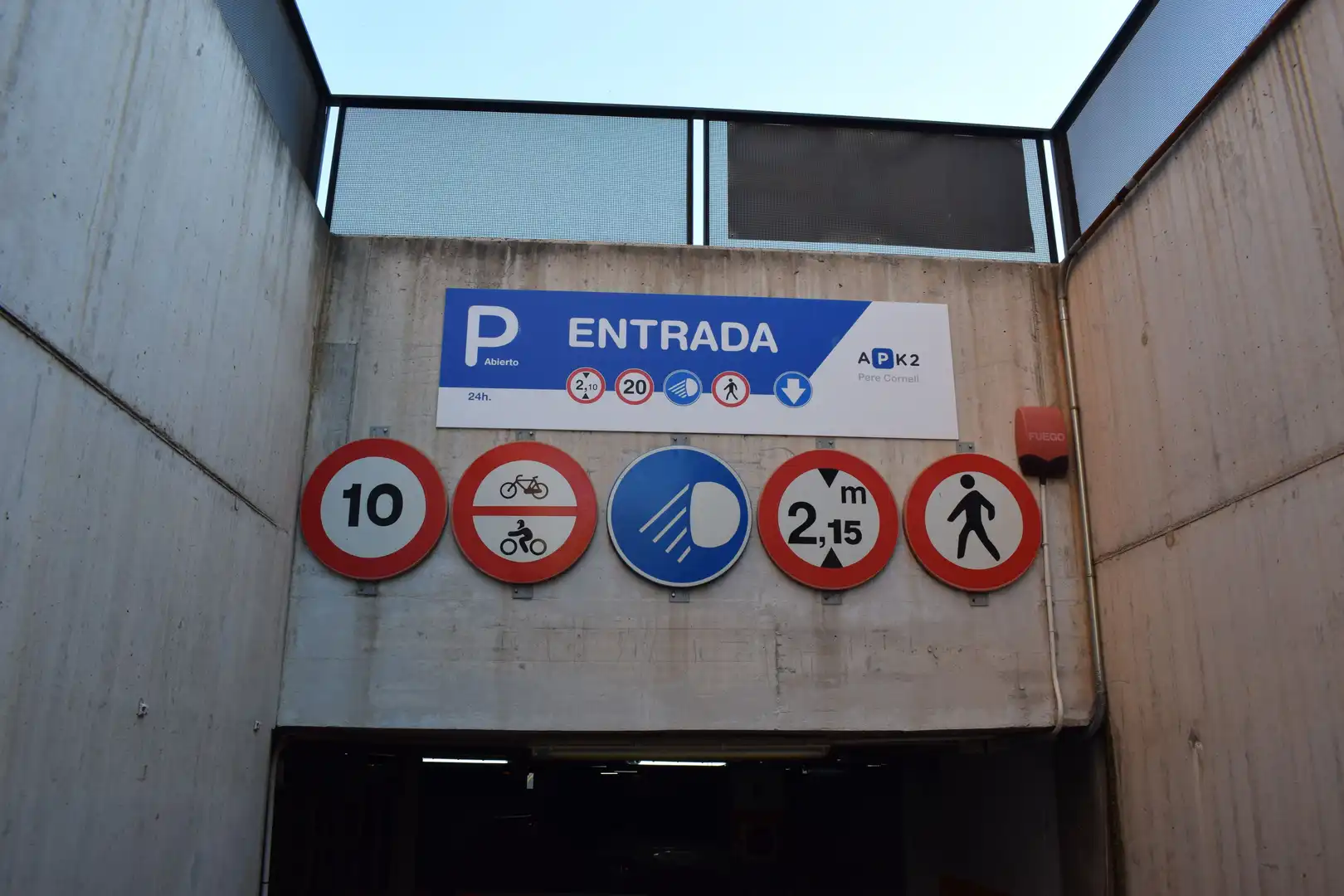 Individuale con ascensore in vendita a Plaza Pedro Cornel 10, imagen 2